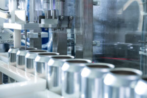 etiquetadora de latas