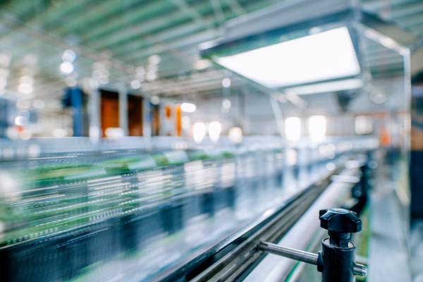 etiquetadora de envases cilindricos